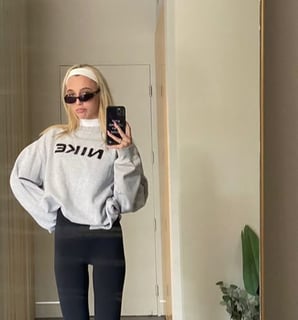 emma chamberlain being an icon creator by being herself. How content creators can build a brand . 