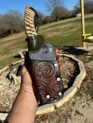 rams horn custom handcrafted knife
