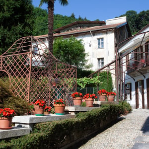 view of the entrance of villa ombrosa