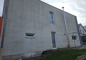 façade non traitée