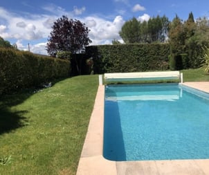piscine au soleil