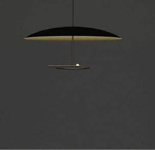 Lámpara colgante FLUXA de diseño plano y minimalista, con luz descendente