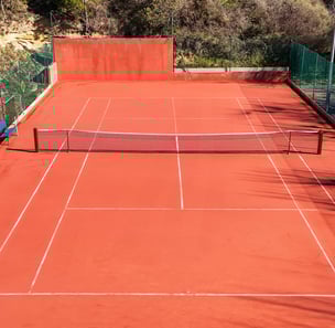 Terrain de tennis en gazon synthétique Valensole