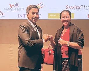 Sanet CEO Chulalux Chinwong Denk chats with new Bangkok mayor Chadchart Sittipunt