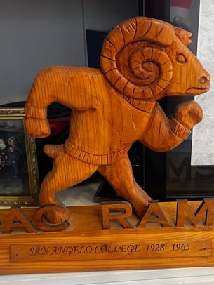 Wooden carving of Tuffy by RK Wimberley. Courtesy of the Pete Hickman Family