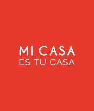 Slogan de MI CASA, Tienda Multimarca con paleta de color 1, reflejando la identidad visual de la marca.