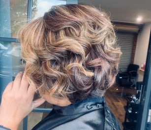 Hair Salon in Point Cook
