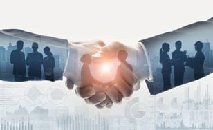 Uluslararası üreticiyle iş ortaklığı ve güven temsili görsel