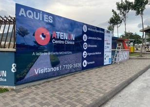 mpresión de manta vinílica para publicidad exterior en Guatemala.