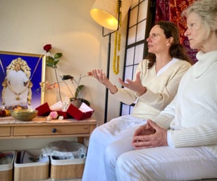 Satsang in IVS centrum Bhagavan in Malden