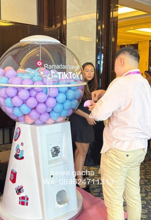 sewa mesin gachapon jumbo jakarta