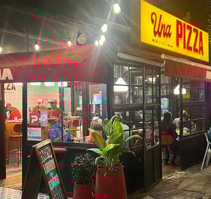 pizzeria en Maschwitz escobar una pizza al molde