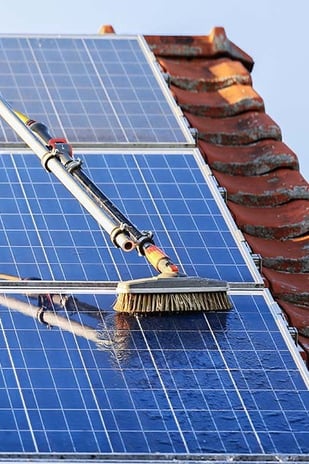 Nettoyage de panneaux solaires photovoltaïques Fumel