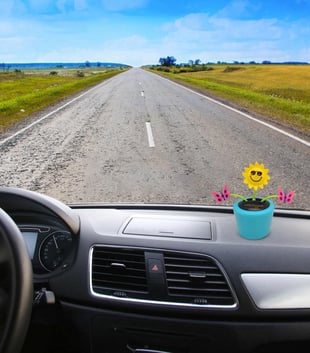 Cute solar-powered swinging sunflower car dashboard accessory