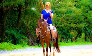 Horseback riding roatan