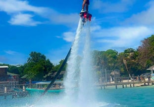 Flifgtboard adventure roatan