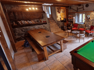 espace dinners d'hotes salle de jeux – Maison La Flambée – Hautes-Pyrénées