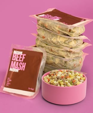 Nom Nom Beef Mash dog food