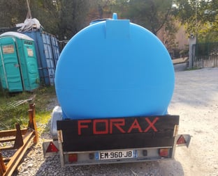 Cuve qui va servir de réservoir installé par FORAX