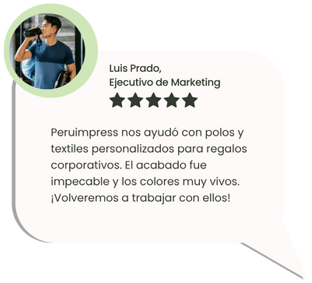 Cliente satisfecho con impresión DTF textil para uniformes personalizados duraderos en Lima con Peruimpress