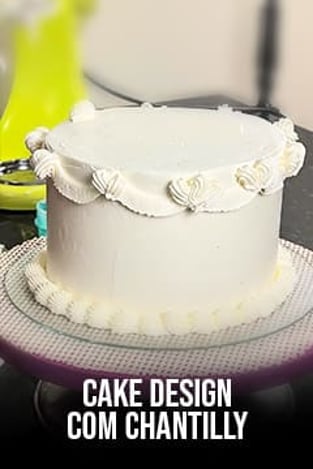 Curso de Cake Design do Laboratório da Confeitaria com a professora Julia Postigo