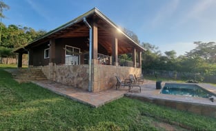 Haus mit Pool zum Kauf in Colonia Independencia, Paraguay