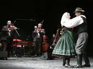 Akkordok: Mezőségi Népzene - Bonchidai Menyecskék