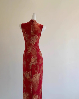 Satin Qipao: Liquid Moonlight, Frozen Time