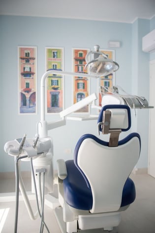 Poltrona studio dentistico