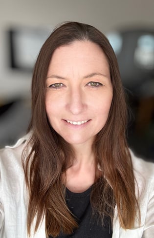 Jenn Thongtan Clinical Hypnotherapist, Green Leaf Hypnotherapy, Lancing, West Sussex, UK 