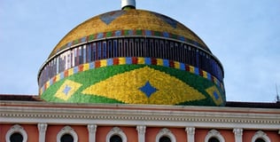 Cúpula adornada