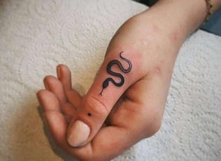 artistic-snake-tattoo-maxduong