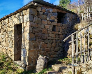 Gîtes en pierre en France