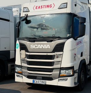 Easting Road freight transportas ruošiamas reisams.