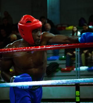 Compétition amateur de boxe thaï, Rouen.