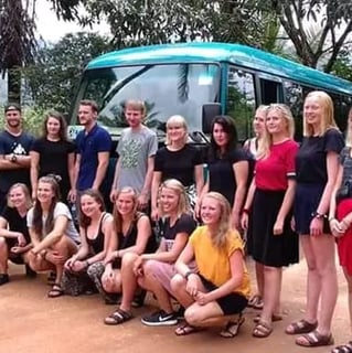 We provide best transport for tourists with unlimited milage