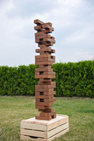 Jenga lauko žaidimas aukštas bokštas