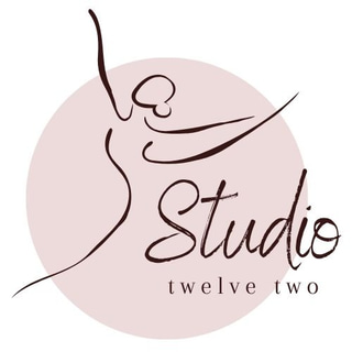 Studio twelve two logo