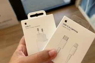 Usb-c Lightning