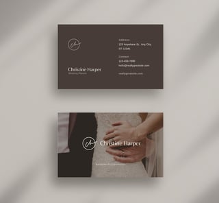 Carte de visite professionnelle designée par Aura Vision