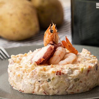 Ensaladilla rusa de marisco