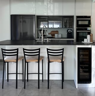 Cuisine personnalisée avec espace repas