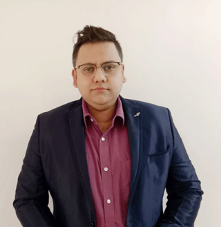 Founder and CEO of Advince & Ashutosh Kar 