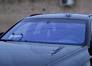 Soliarinis automobilio stiklas kaina keitimas, priekinis auto stiklas su plėvele