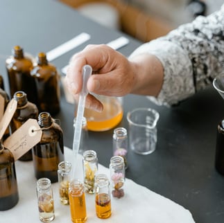 glass bottles for skincare products
