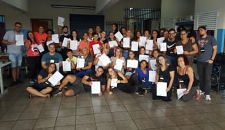 grupo de pessoas reunidas após treinamento de criatividade do Dojô de Criatividade