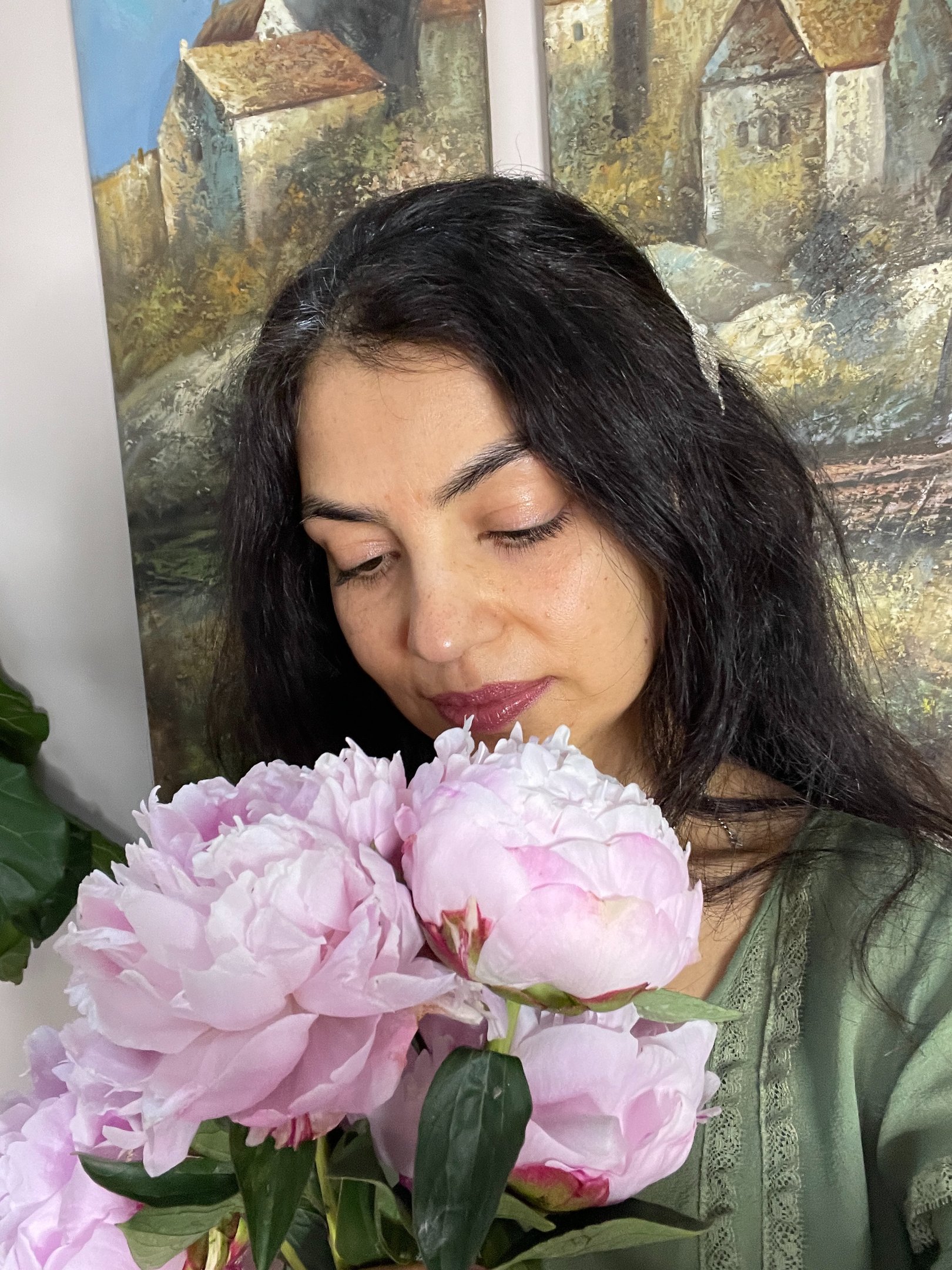 Radhika, artist behind Bella Calligraphy