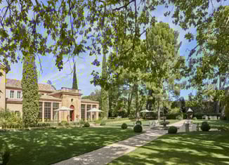 chateau de la gaude facade seminaire aix en provence