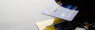 Explore credit card options with expert advice on rewards, EMI offers, and card eligibility in Noida