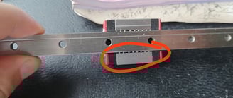 Min linear slider